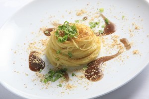 シャコを贅沢に使ってソースを作りました！